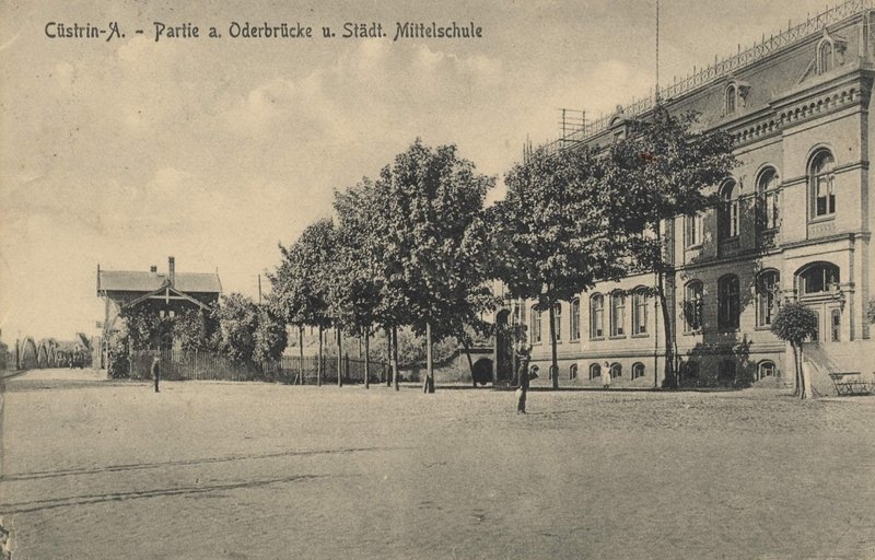 Historische Fotos von Küstrin Altstadt - Städtische Mittelschule *1